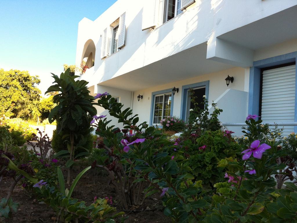 Emilia Apartments ปลาเกียส ภายนอก รูปภาพ