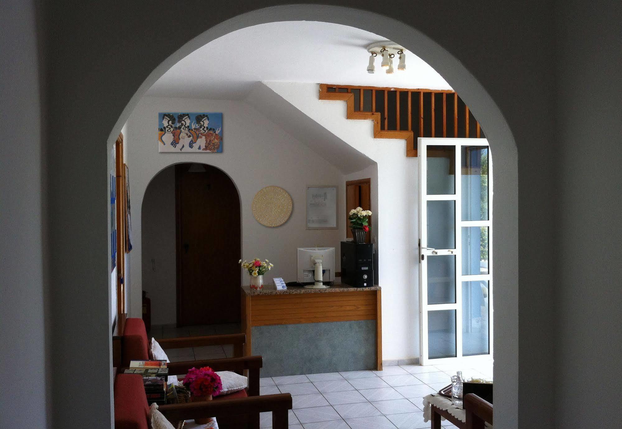 Emilia Apartments ปลาเกียส ภายนอก รูปภาพ